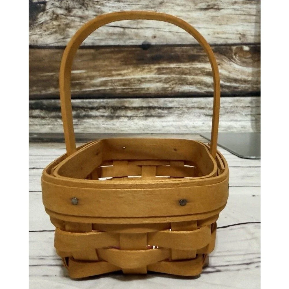 Longaberger 2001 classic
